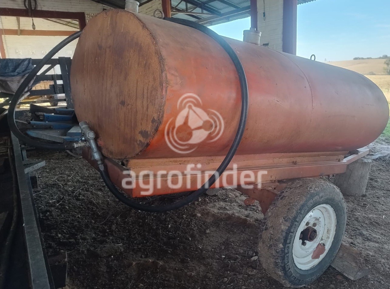 Tanque de Diesel  Masal 2000 litros Ano 1999