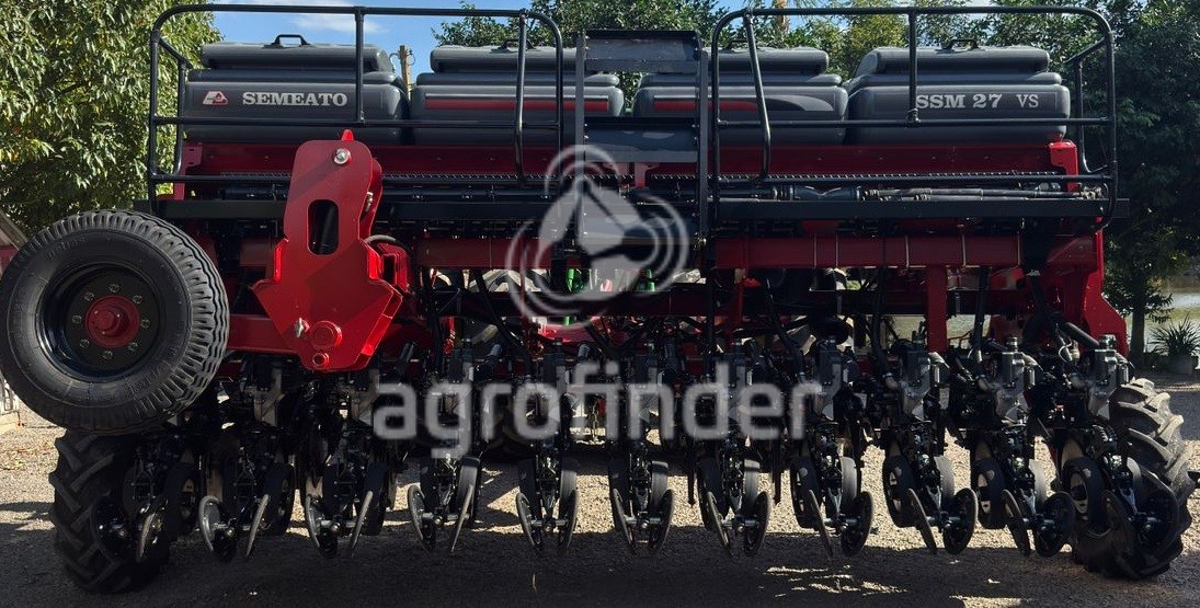 Plantadeira de Verão  Semeato SSM27 Ano 2022