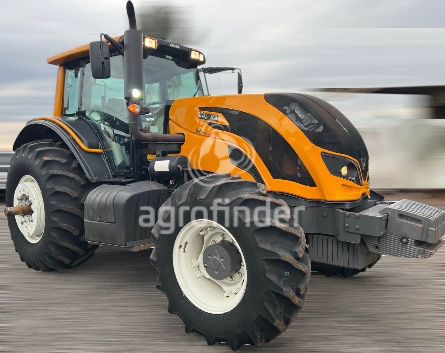 Trator Valtra BH194 ano 2022