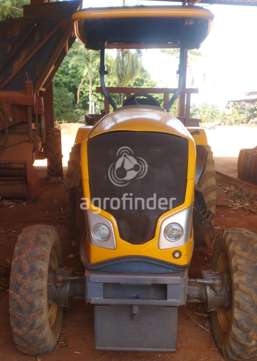 Trator Valtra A750F ano 2014