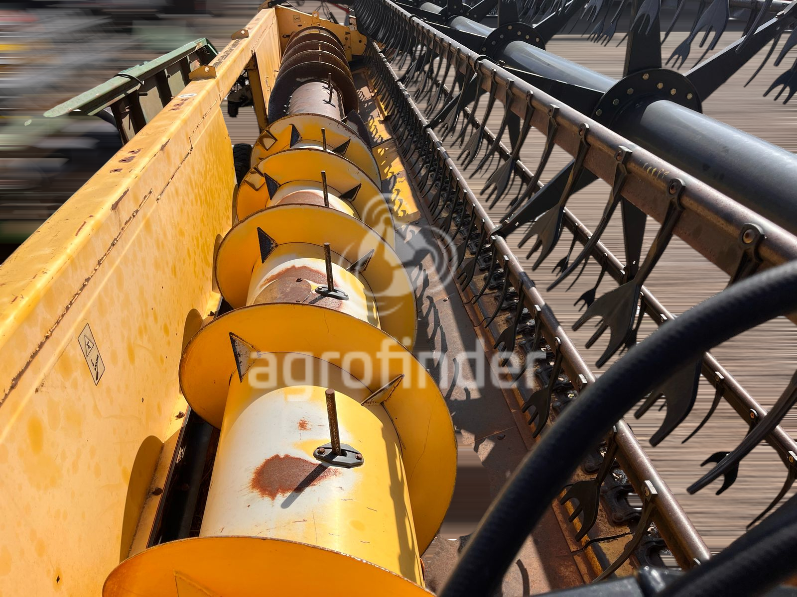 Plataforma de corte New Holland 25 pés Ano 2009