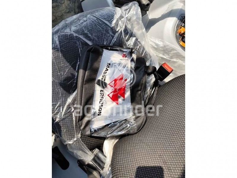 Trator Massey Ferguson 7318 Dyna3 ano 2023