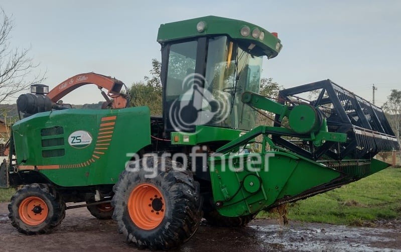 Colhedora de Forragem  ZS 2010 Ano 2018