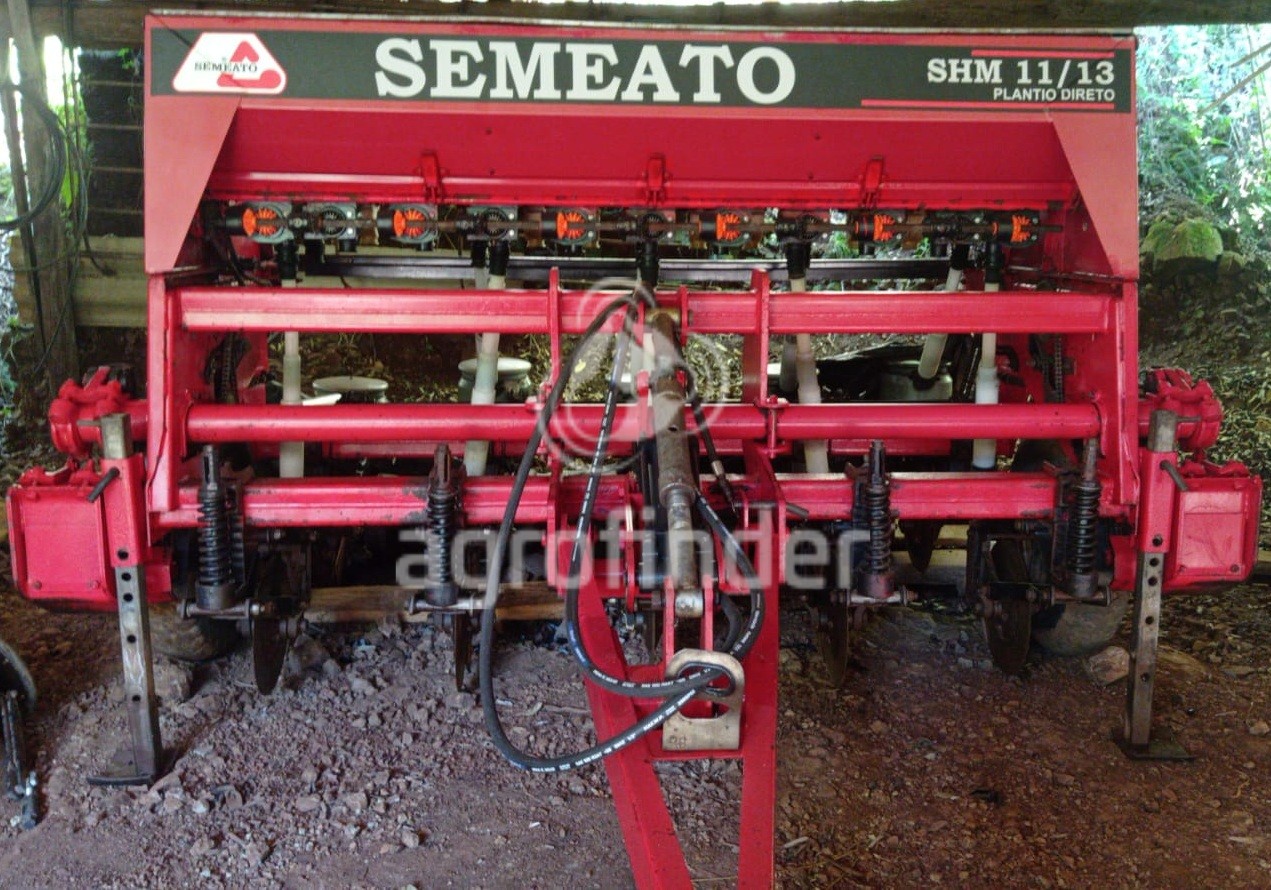 Plantadeira Múltipla Semeato SHM11/13 ano 2000