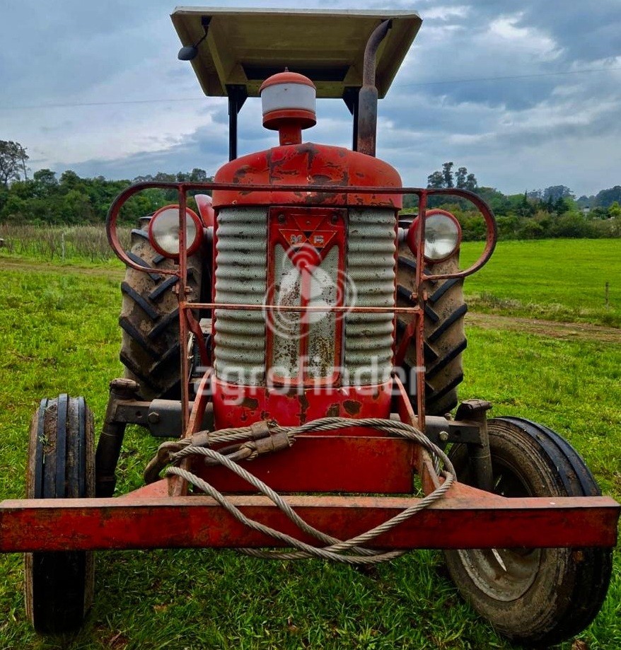 Trator Massey Ferguson 65X ano 1973