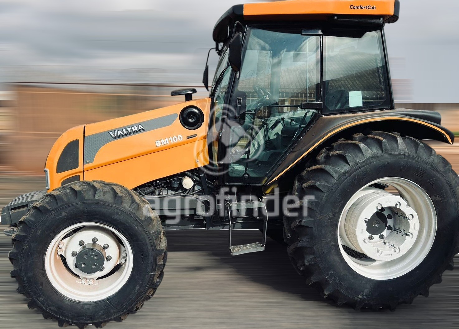 Trator Valtra BM100 Ano 2018