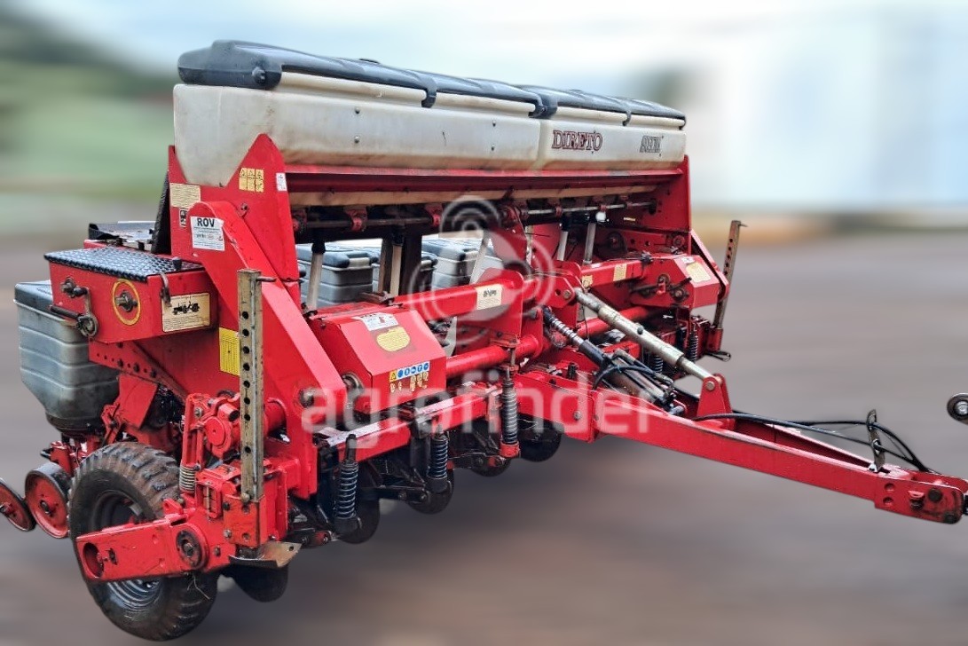 Plantadeira de Verão Semeato SHM15/17 ano 2012