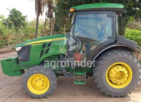 Trator John Deere 5080EN ano 2024