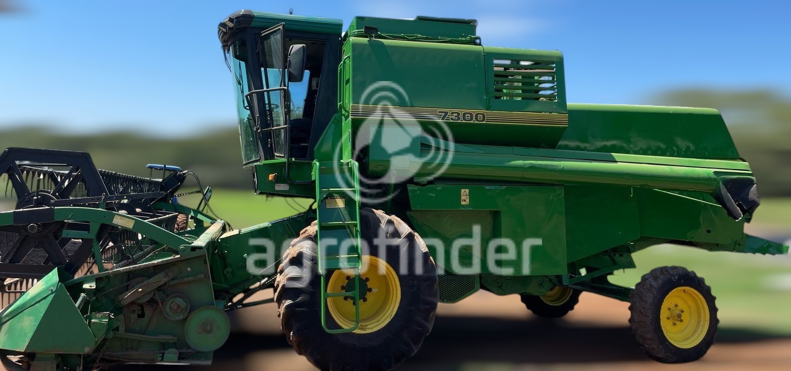 Colheitadeira SLC 7300 ano 1994