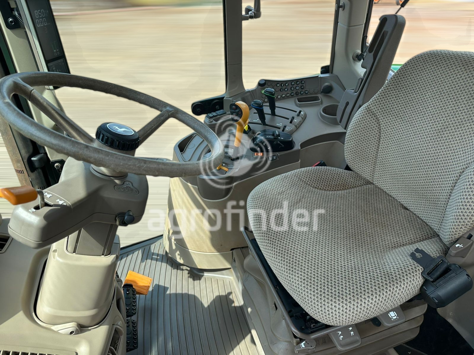 Trator John Deere 6150M 2021