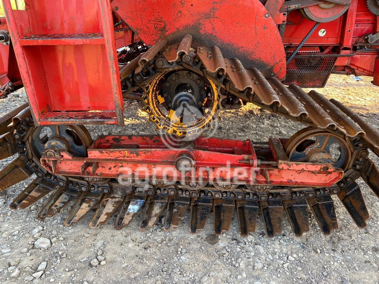 Colheitadeira Massey Ferguson 3640 Ano 1988