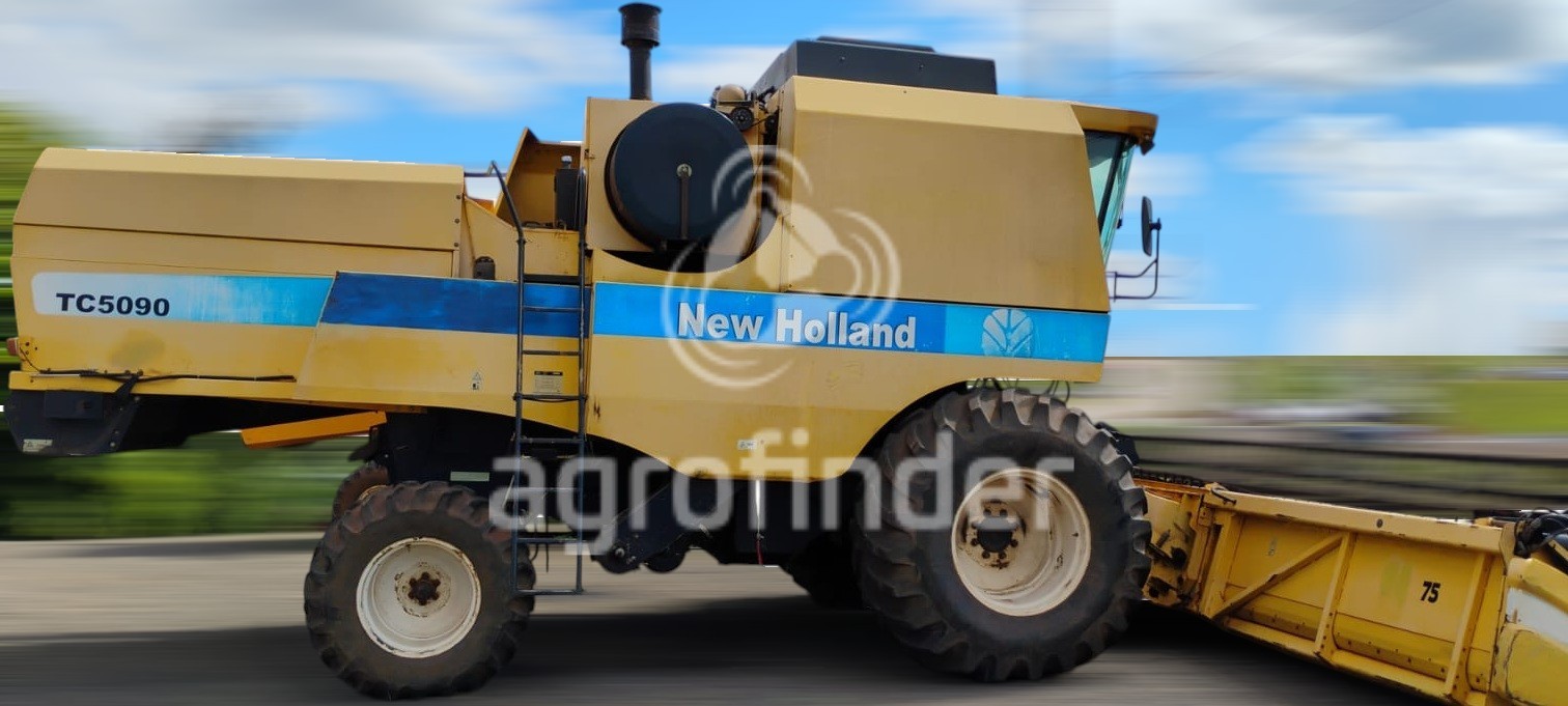 Colheitadeira New Holland TC5090 ano 2008
