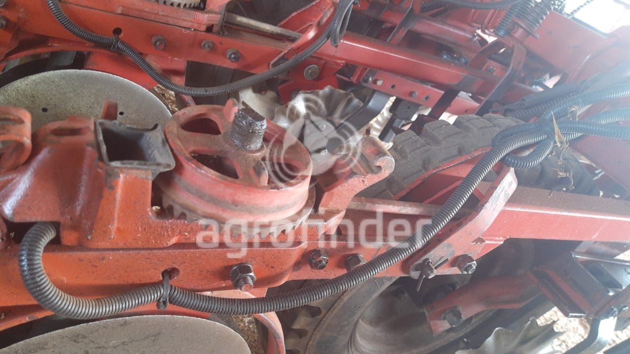 Plantadeira de Verão Semeato PSMC 122 H ano 2004