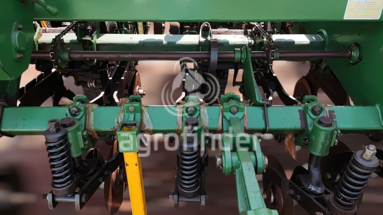 Plantadeira de Verão Tatu  UltraFlex Ano  2013