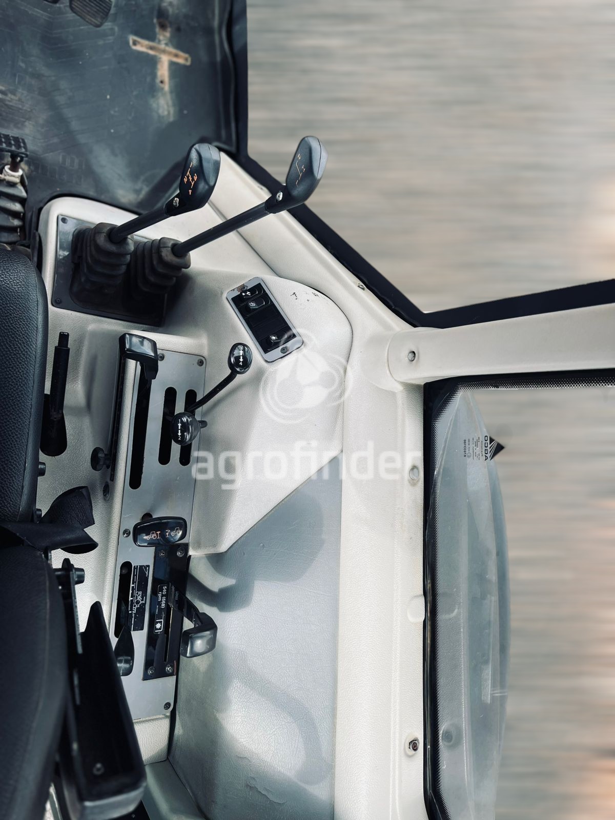 Trator Valtra BM100 Ano 2018