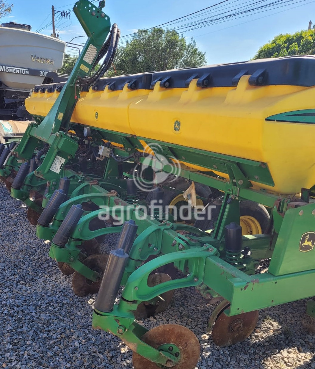 Plantadeira de verão John Deere 2115 CCS ano 2018