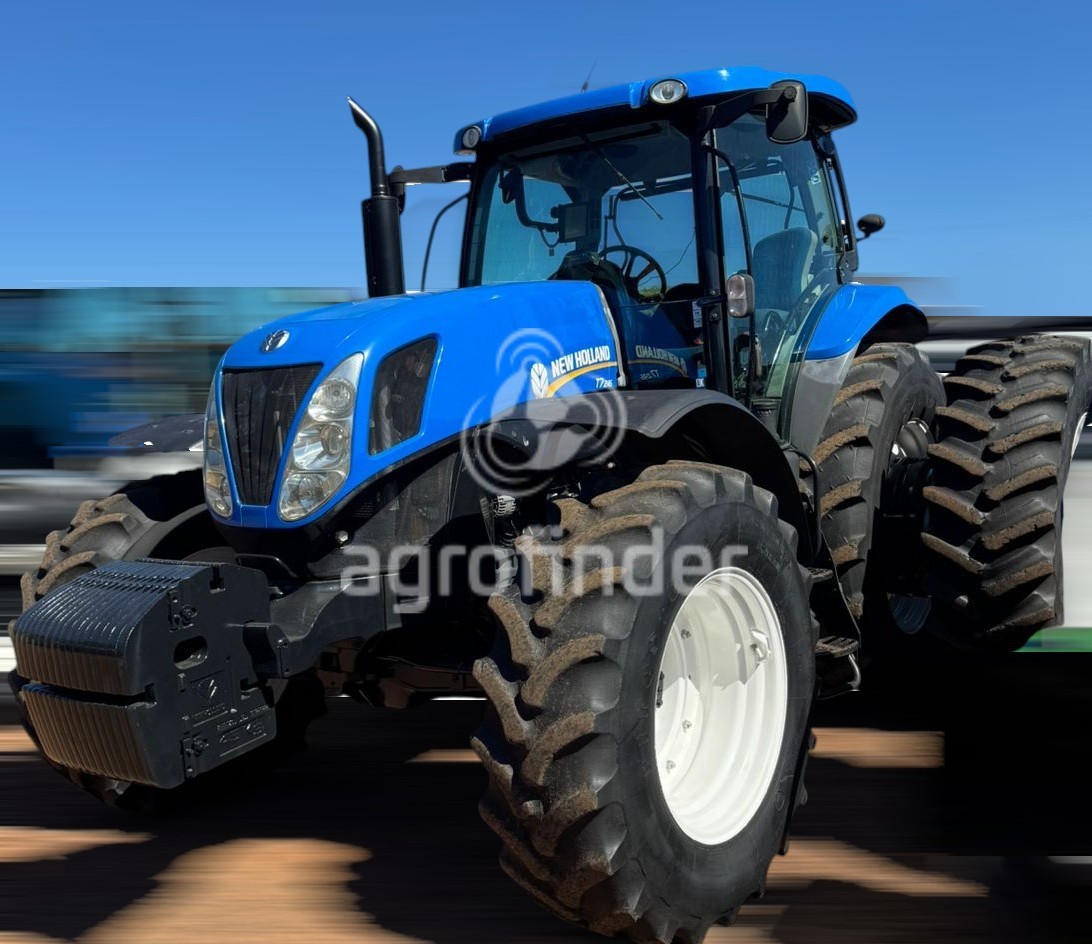 Trator New Holland T7 245 ano 2017