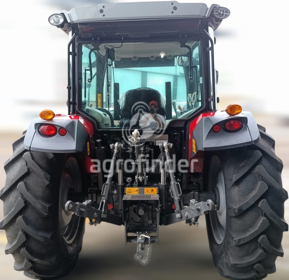 Trator Massey Ferguson  4710 ano 2024