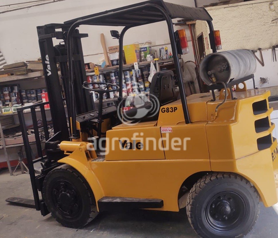 Empilhadeira  Yale  G83P Ano 2005