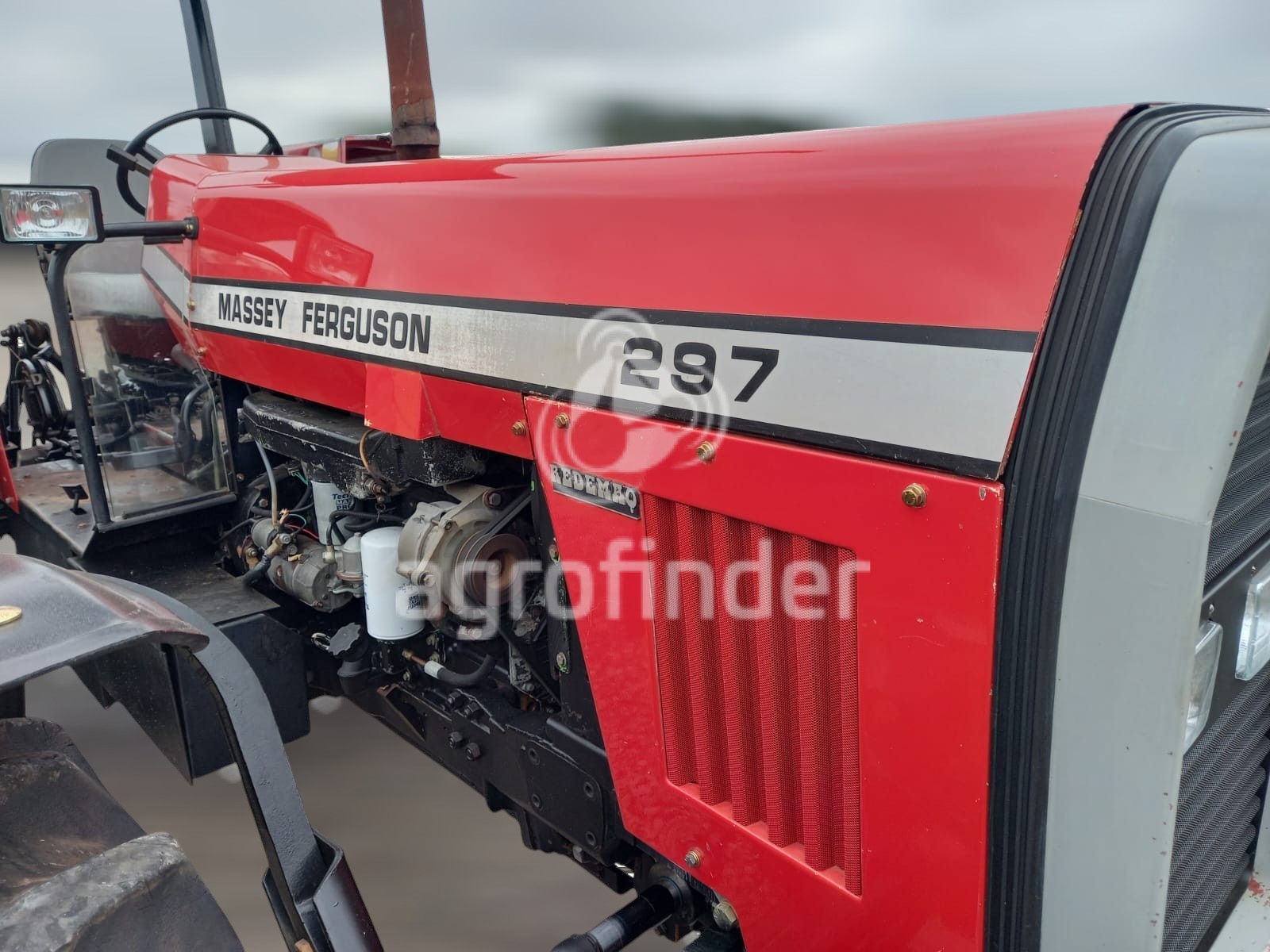 Trator Massey Ferguson 297 ano 2002