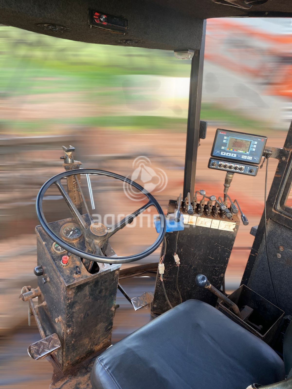 Pulverizador Montado Jacto Columbia 3000 ano 2003