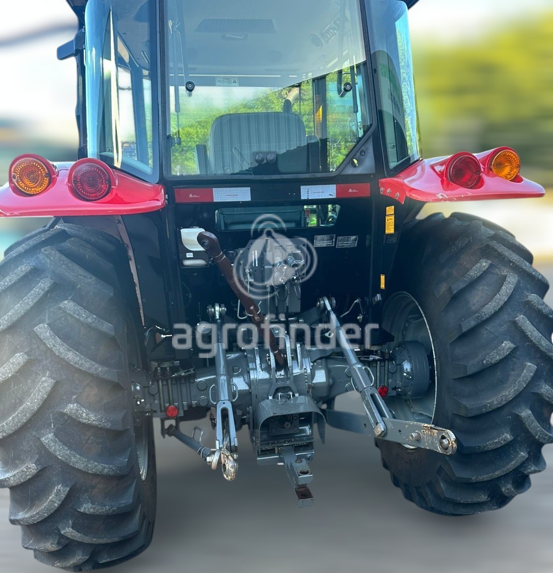 Trator Massey Ferguson 4275 ano 2017