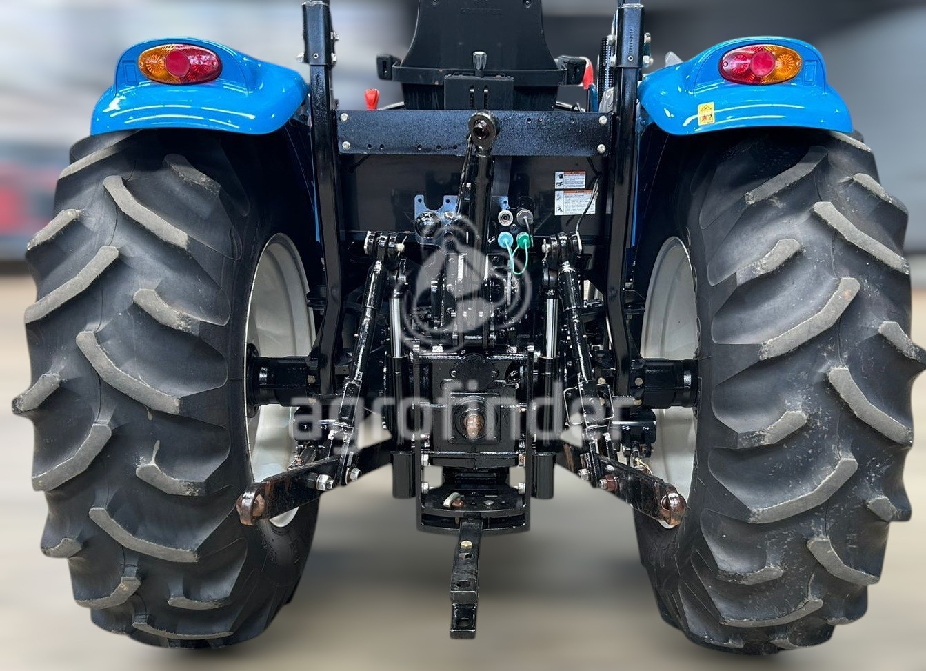 Trator LS Plus100 Ano 2022/23