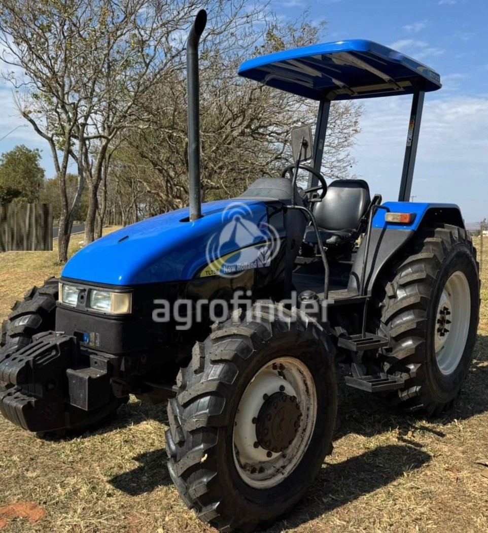 Trator New Holland TL75E Ano 2011
