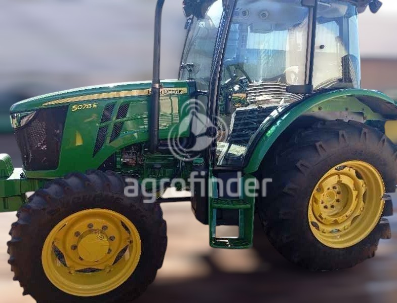 Trator John Deere 5078E ano 2021