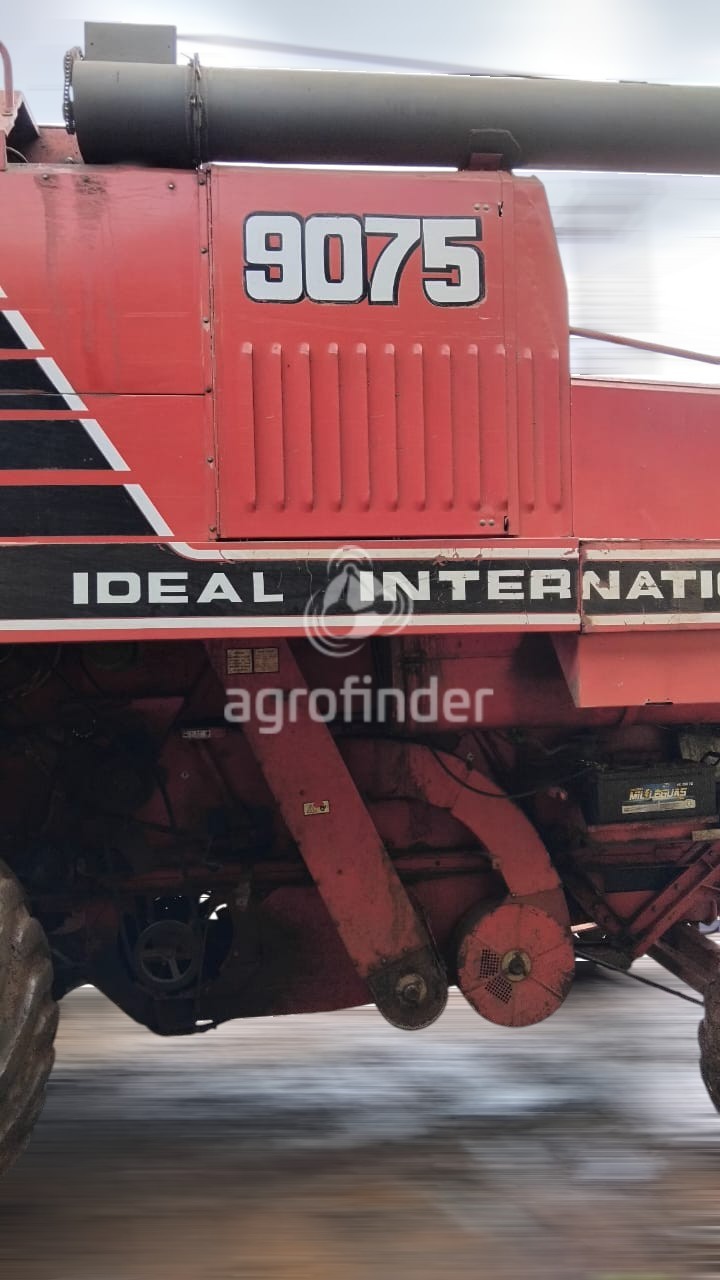 Colheitadeira Ideal 9075 ano 1995