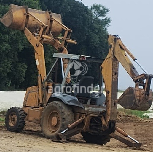 Retroescavadeira Case 580 Ano 1999