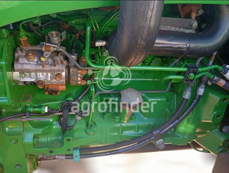 Trator John Deere 5078E ano 2021