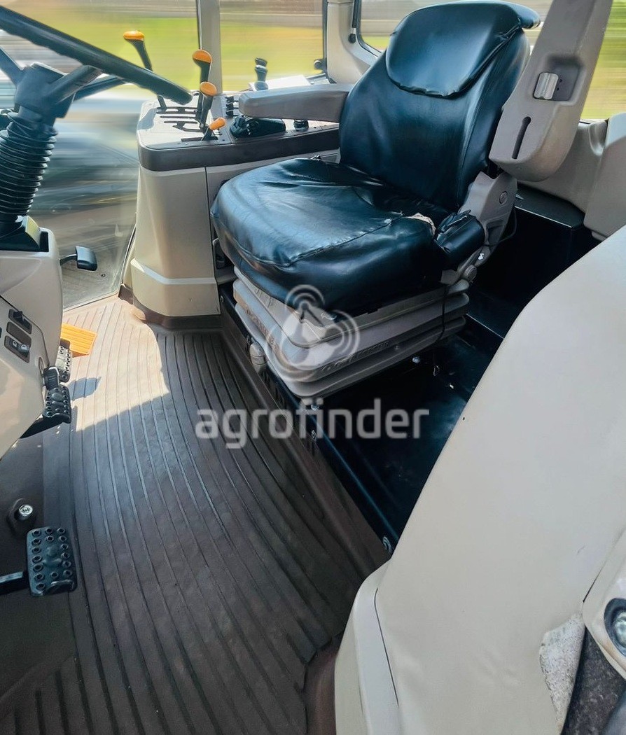 Trator Jonh Deere 6180J ano 2013