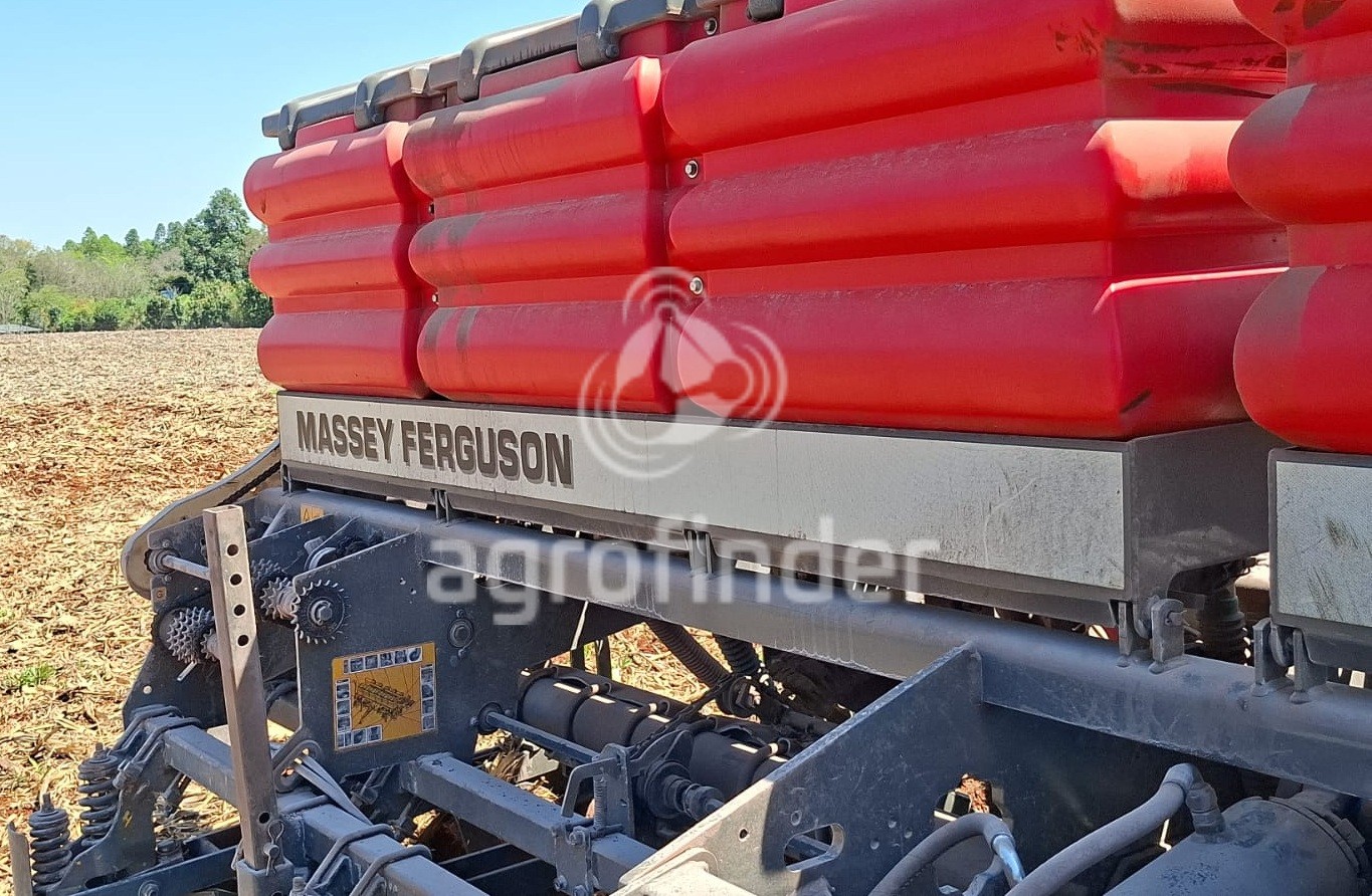 Plantadeira de Verão Massey Ferguson MF511 ano 2014