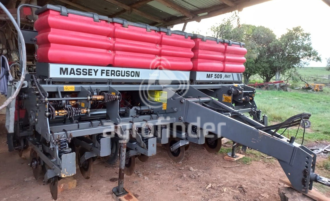 Plantadeira de Verão Massey Ferguson MF409 ano 2011