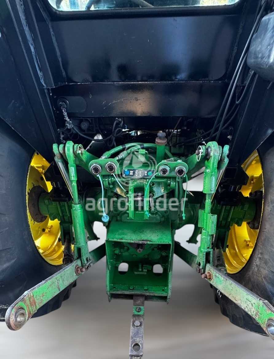 Trator Jonh Deere 5090E ano 2016