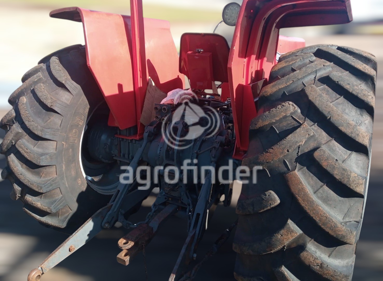 Trator Massey Ferguson 290 ano 1982