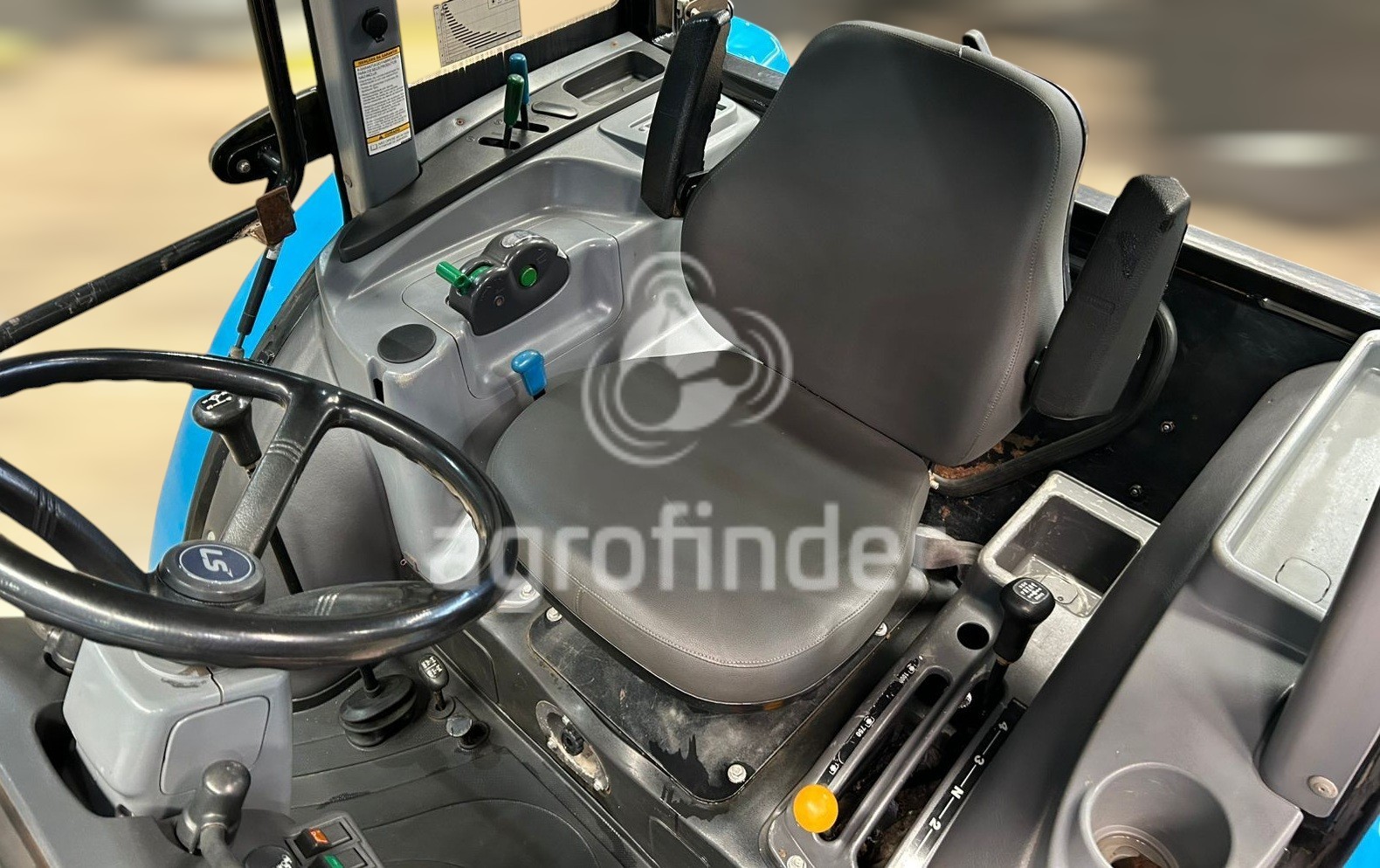 Trator LS U60 ano 2017