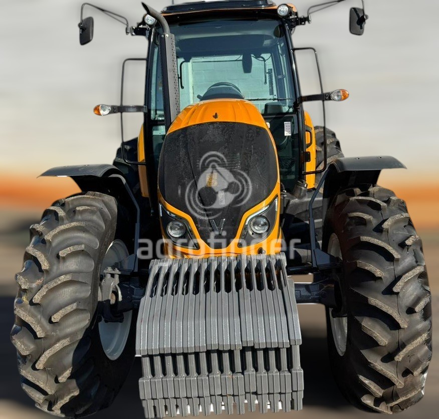 Trator Valtra A124 ano 2023