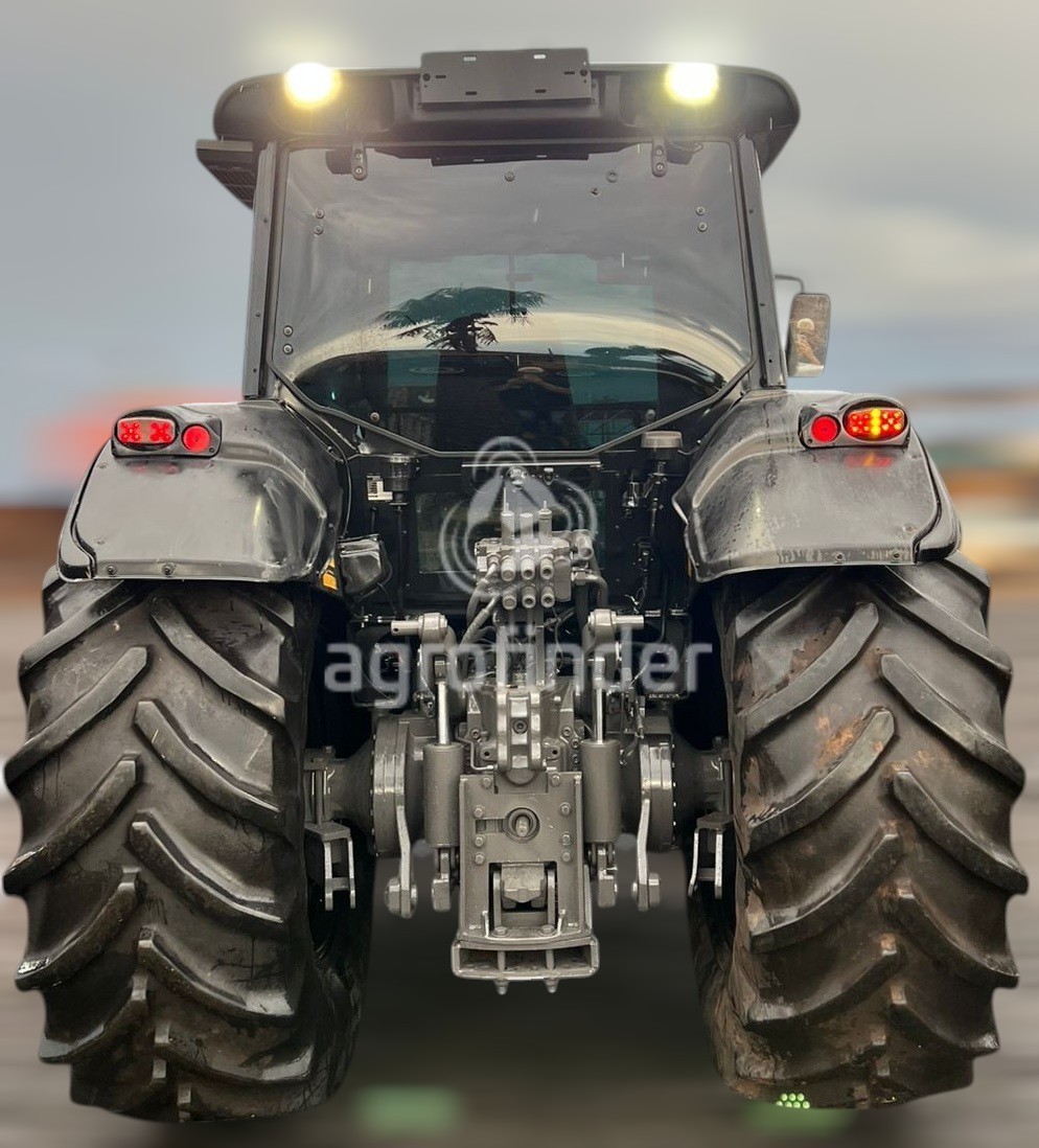 Trator Valtra BH194 ano 2018