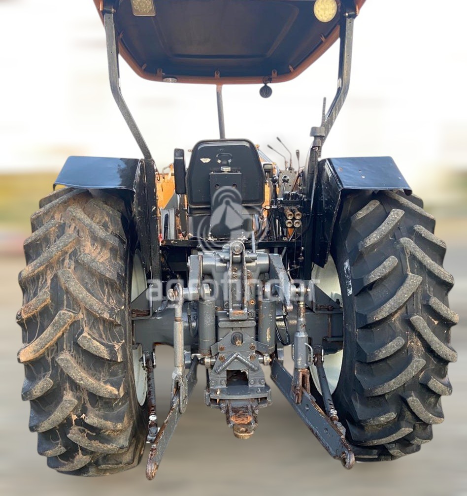 Trator Valtra A950 Ano 2012