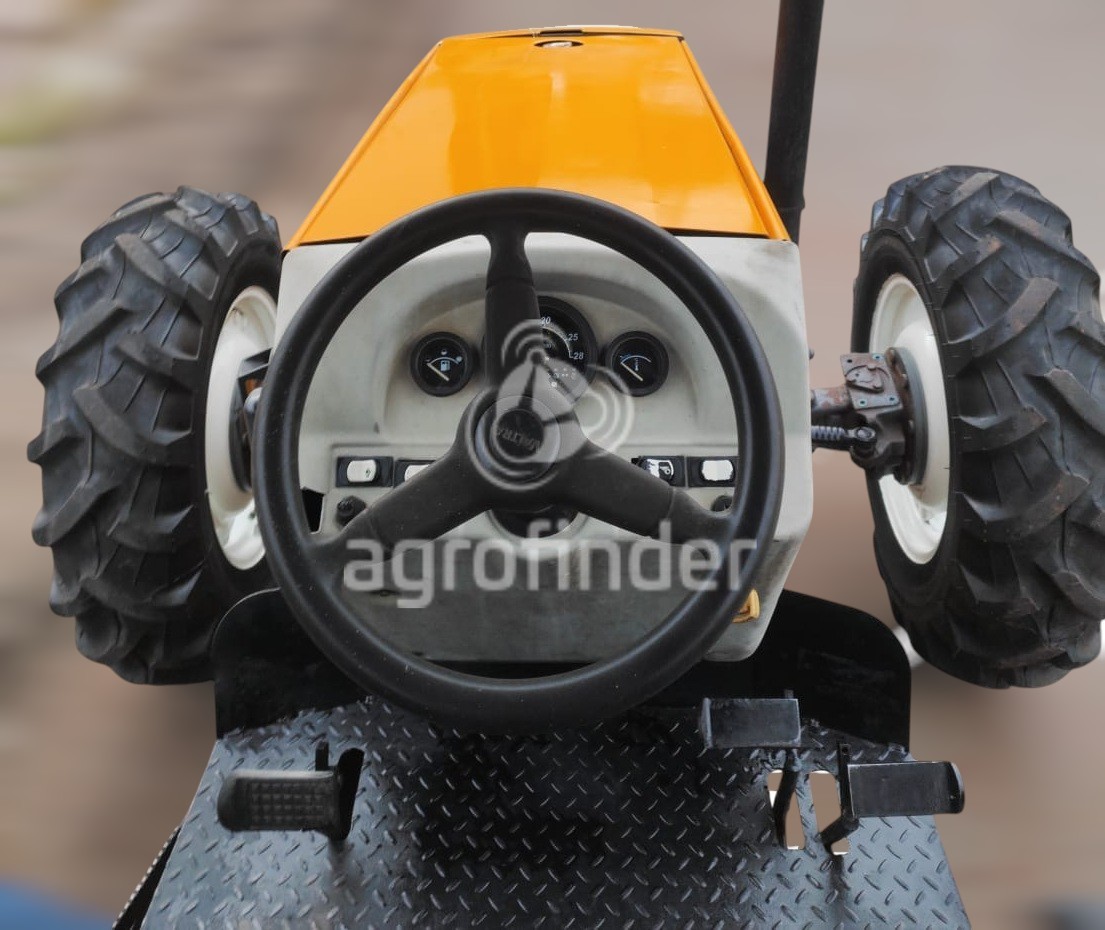 Trator Valtra A750 Ano 2007