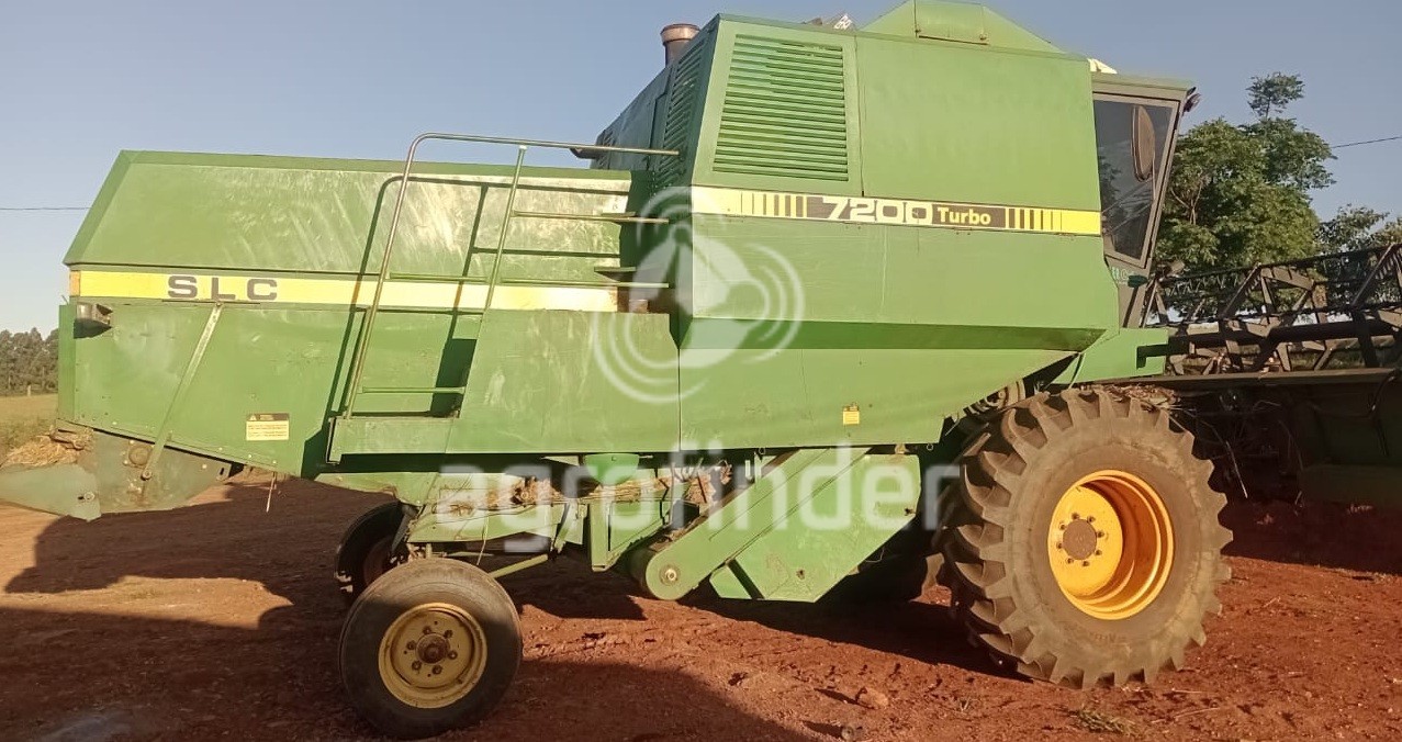 Colheitadeira SLC 7200 ano 1994