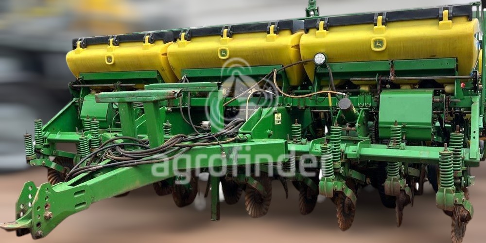 Plantadeira de Verão John Deere 1111 ano 2011
