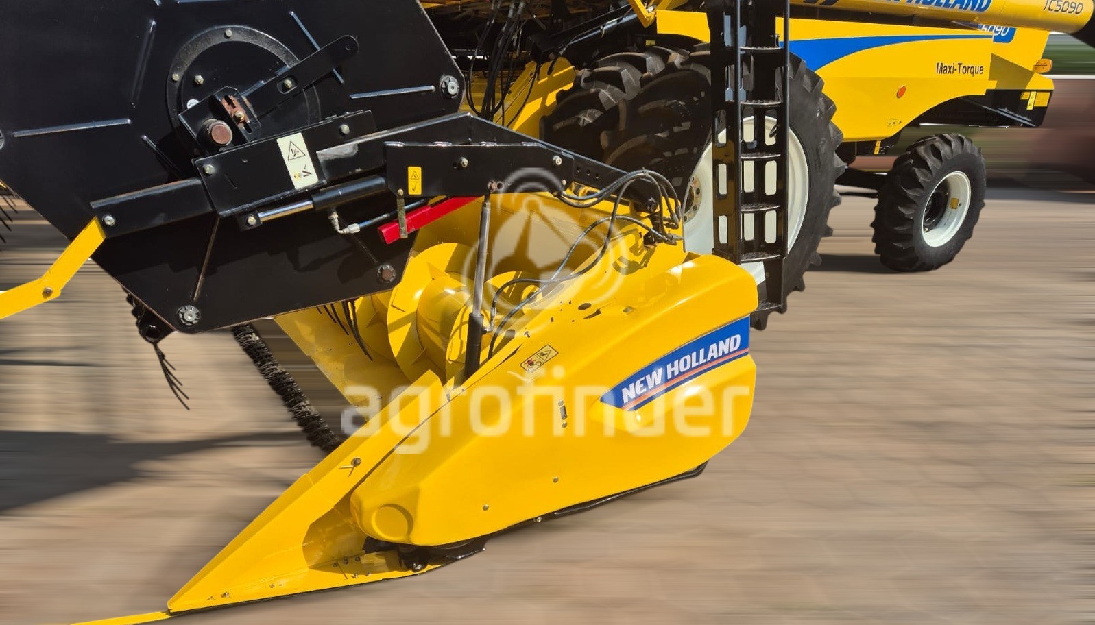 Colheitadeira New Holland TC5090 Ano 2017