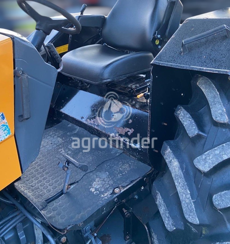 Trator Valtra A950 Ano 2012