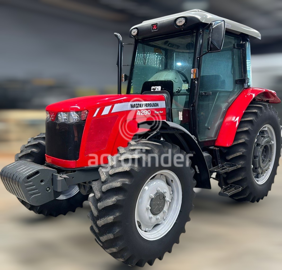 Trator Massey Ferguson 4290 ano 2013