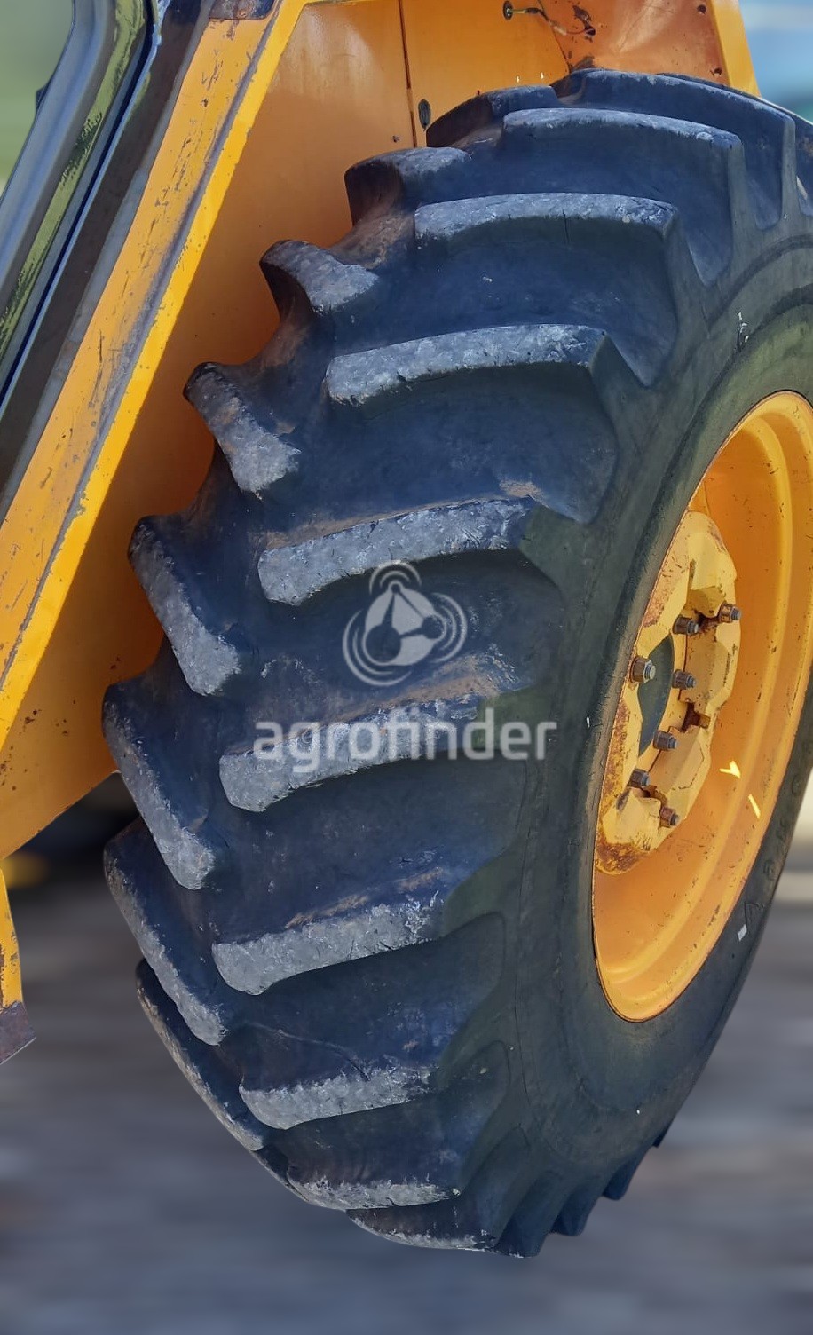 Trator Valmet 880 ano 1987