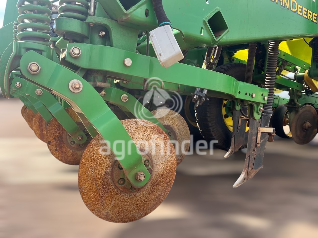 Plantadeira de Verão John Deere 1111 ano 2019