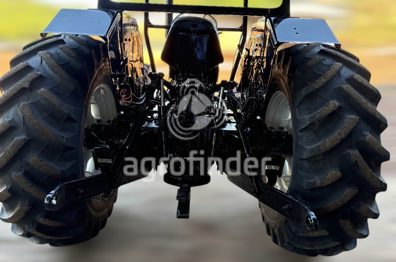 Trator Valtra 785 ano 2000